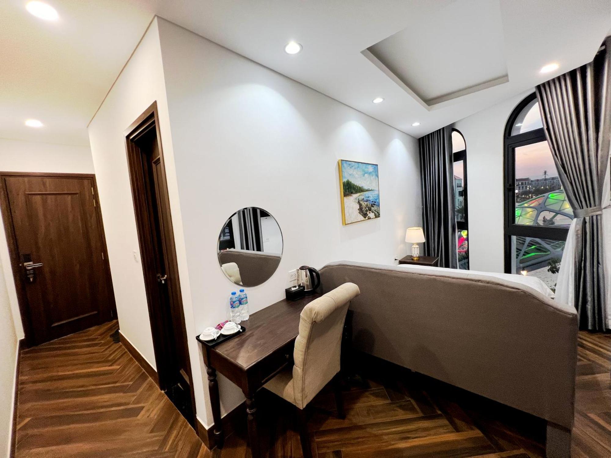 Legacy Hotel - Grand World Phu Quoc Exterior photo